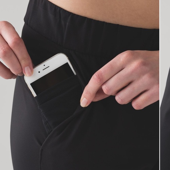 Lululemon On The Fly Pant *28" Black (First Release) Luxtreme Size 4 - Picture 2 of 12